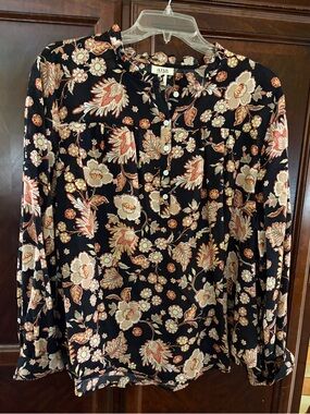 a.n.a Black Floral Button-Front Blouse with Cream & Rust Accents